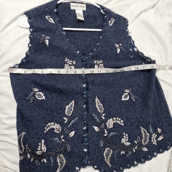 Hampshire Studio Womens Sweater Vest Size Small Beaded Floral Fairy Cottage - Picture 8 of 8